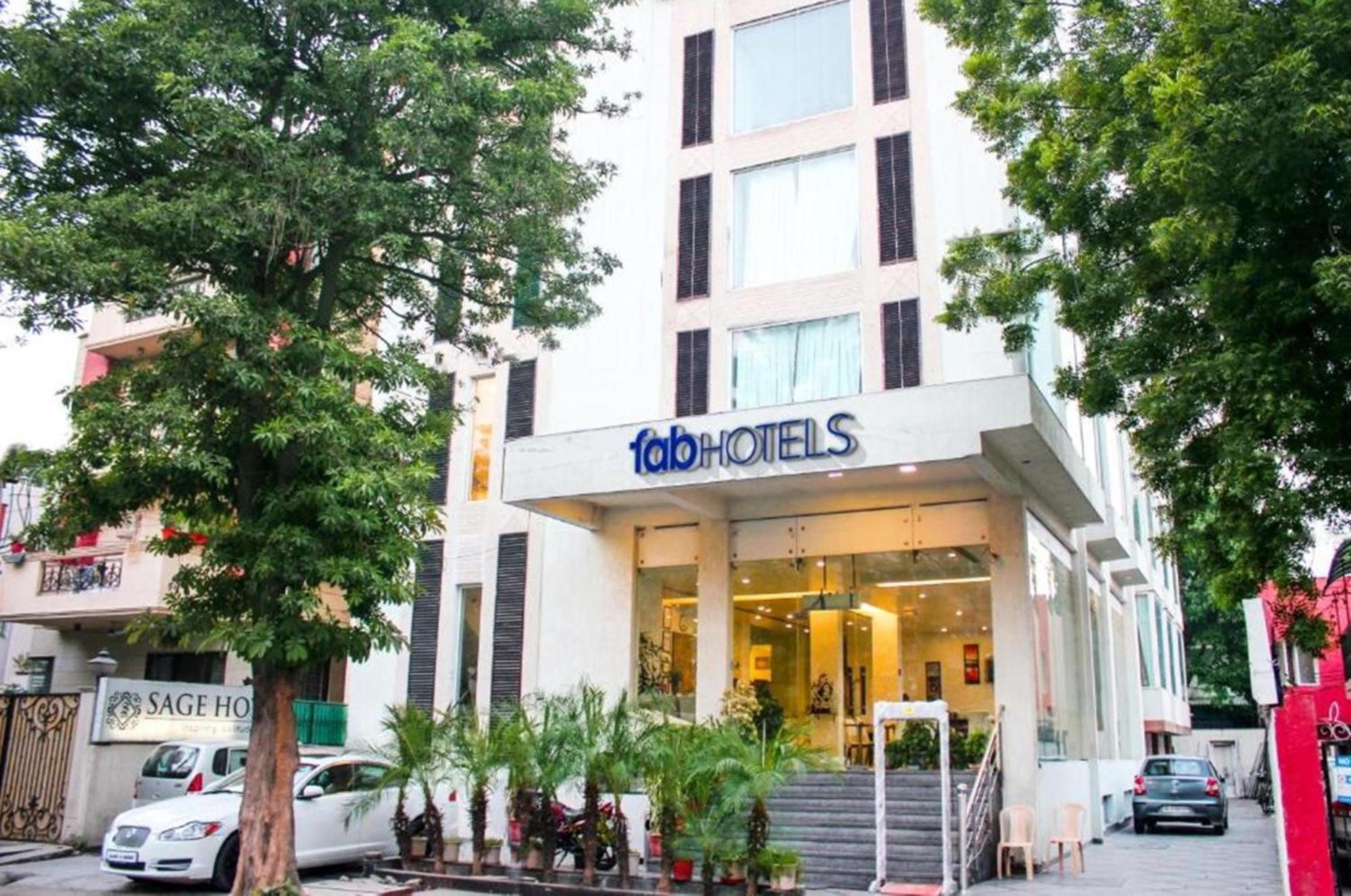 Fabhotel Prime Sage New Delhi Buitenkant foto