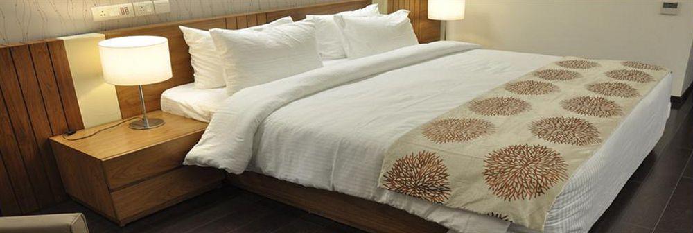 Fabhotel Prime Sage New Delhi Buitenkant foto