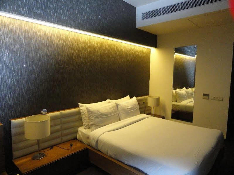 Fabhotel Prime Sage New Delhi Buitenkant foto