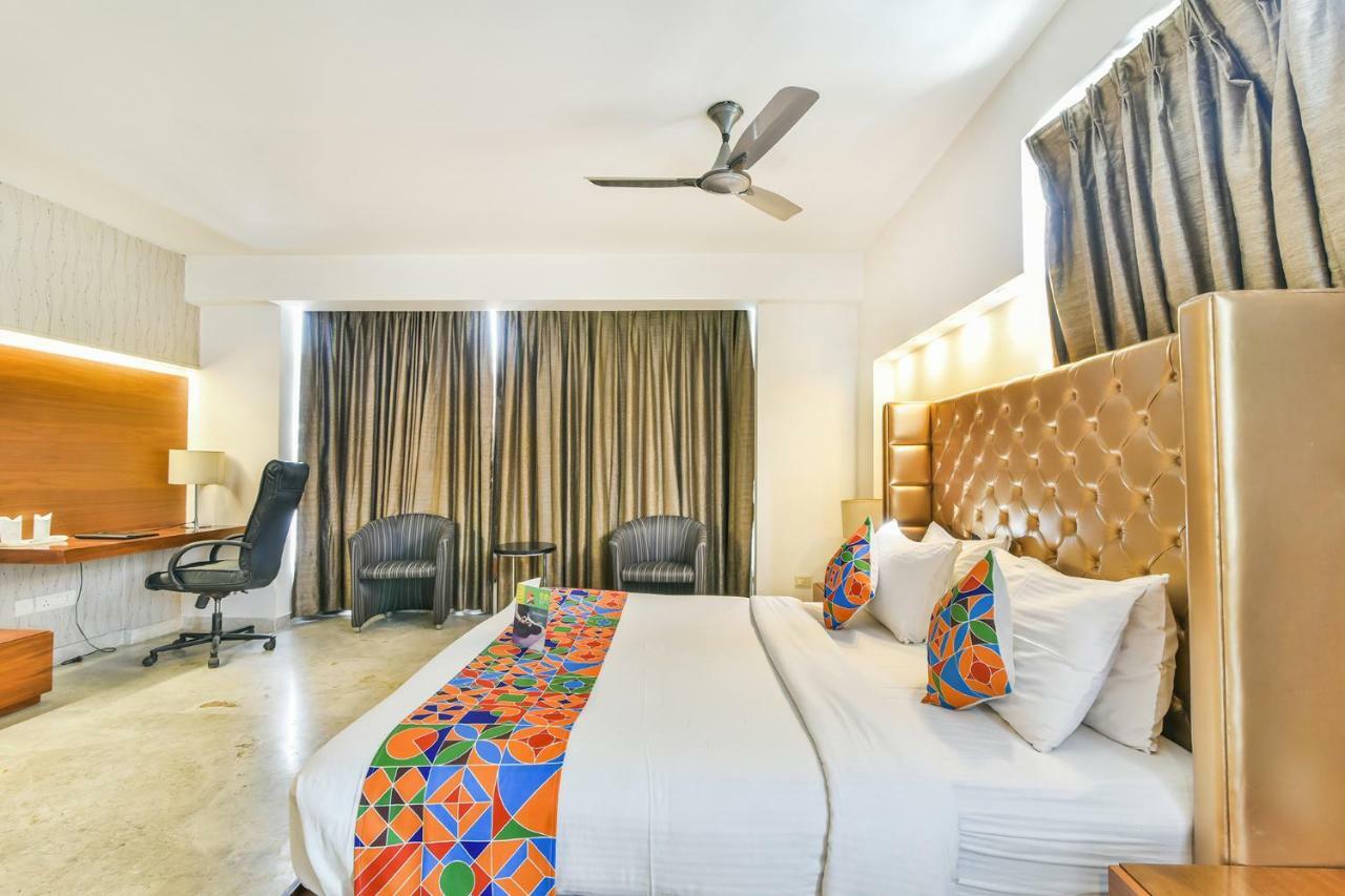 Fabhotel Prime Sage New Delhi Buitenkant foto
