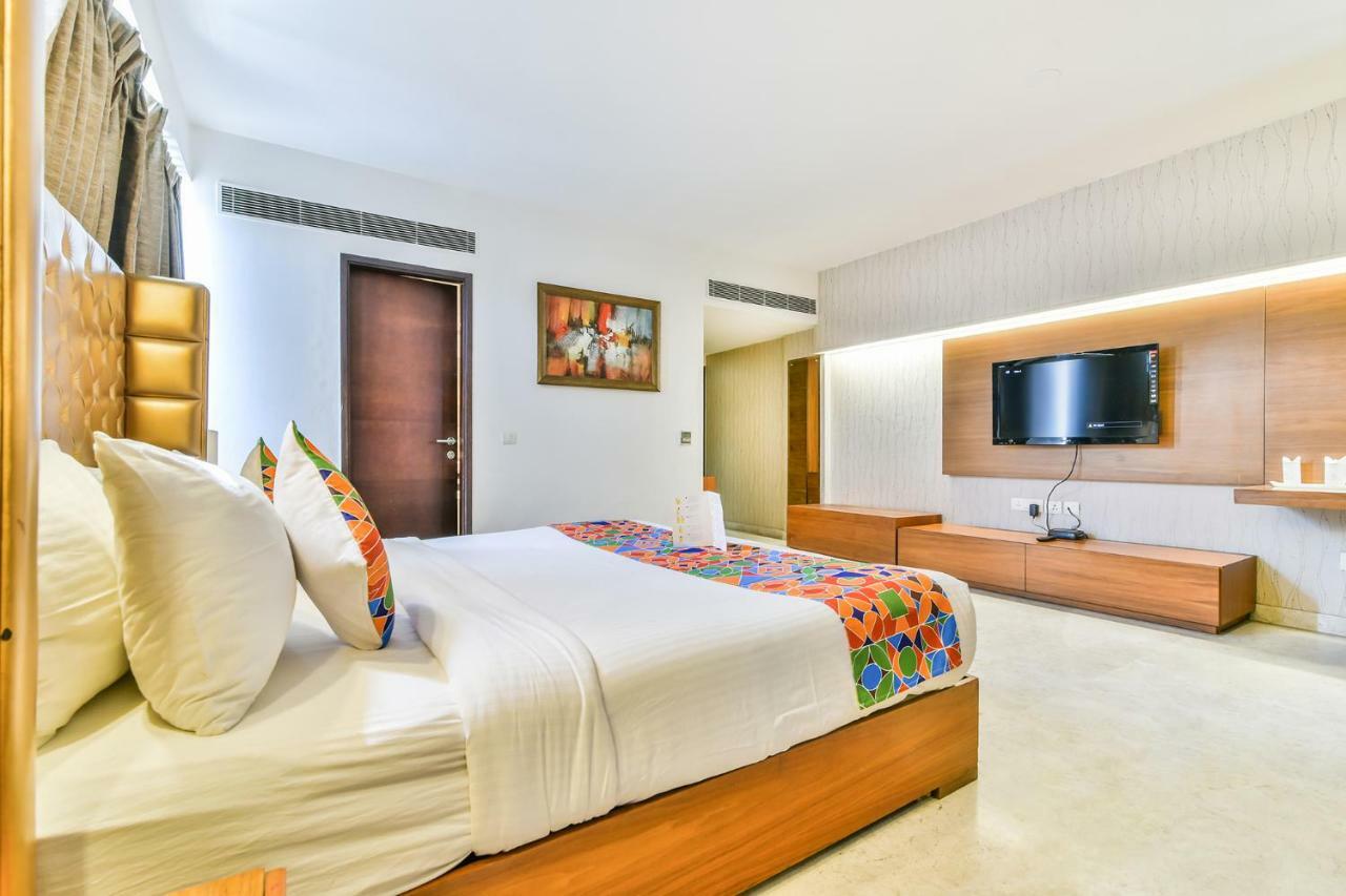 Fabhotel Prime Sage New Delhi Buitenkant foto