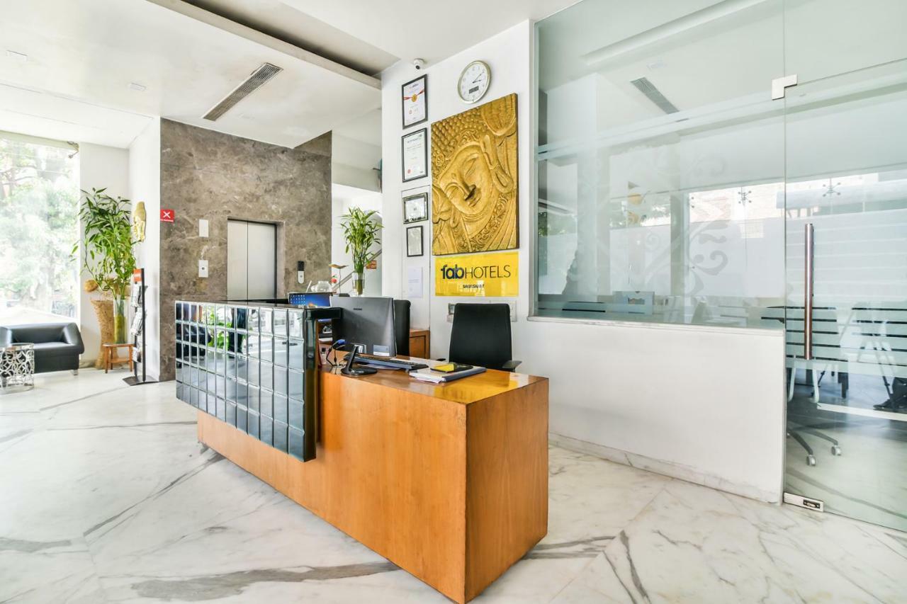 Fabhotel Prime Sage New Delhi Buitenkant foto